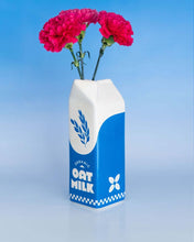 Load image into Gallery viewer, Oat Milk Vase