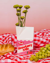 Load image into Gallery viewer, Strawberry Milk Vase